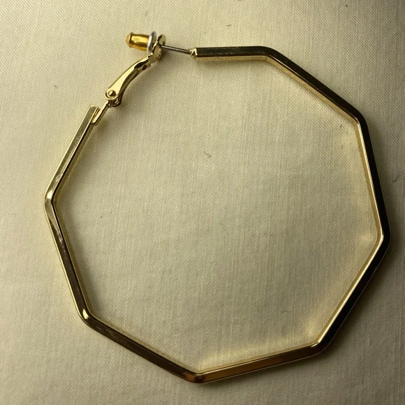 2 Pairs- Elegant Gold and Cream Earrings Set - Picture 5 of 6